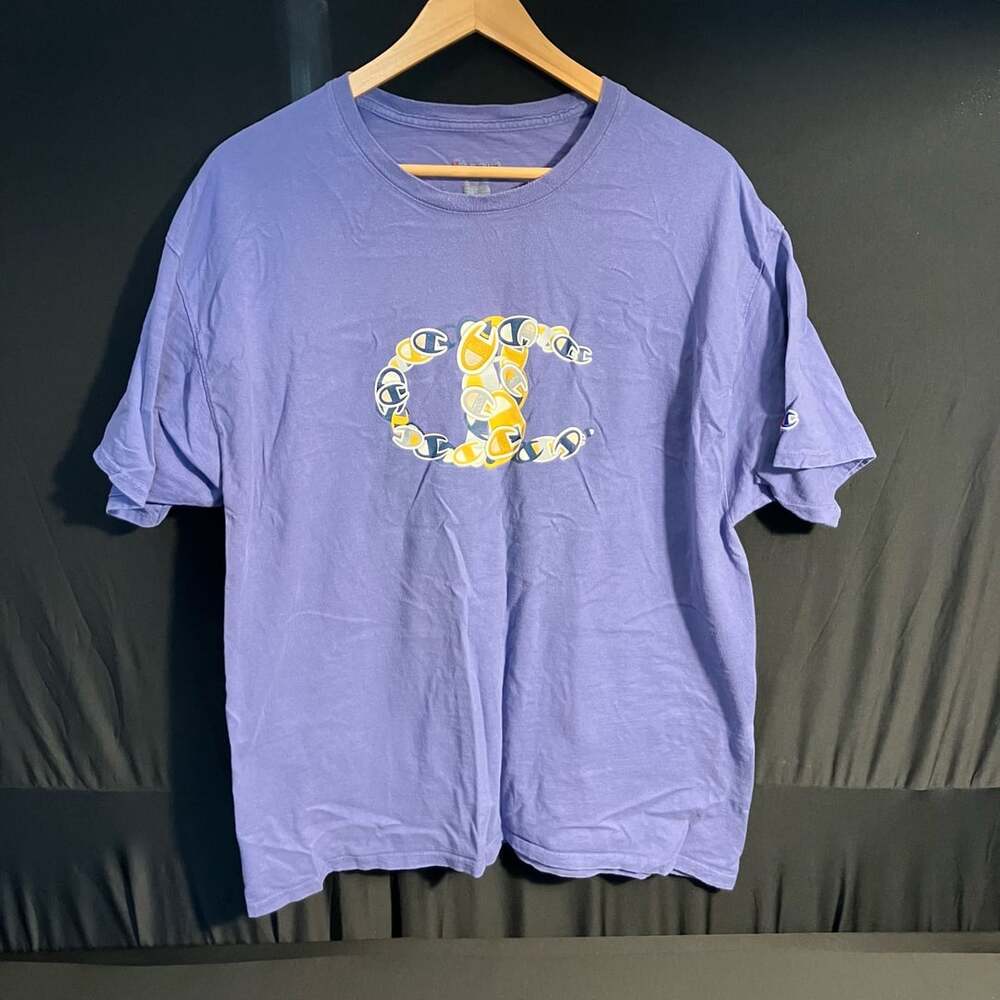 Champion Graphic T-Shirt XL Purple Logo